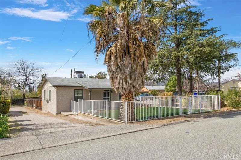 12262 Custer, Yucaipa, CA 92399