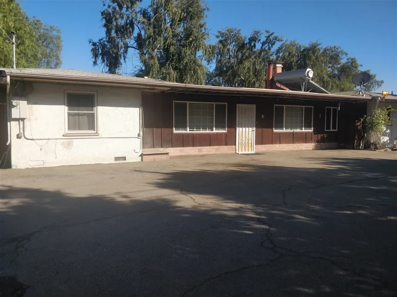 901 Bobier Dr, Vista, CA 92084