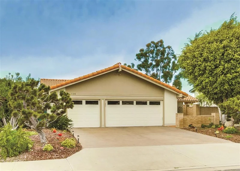 1128 Santa Rufina Ct, Solana Beach, CA 92075