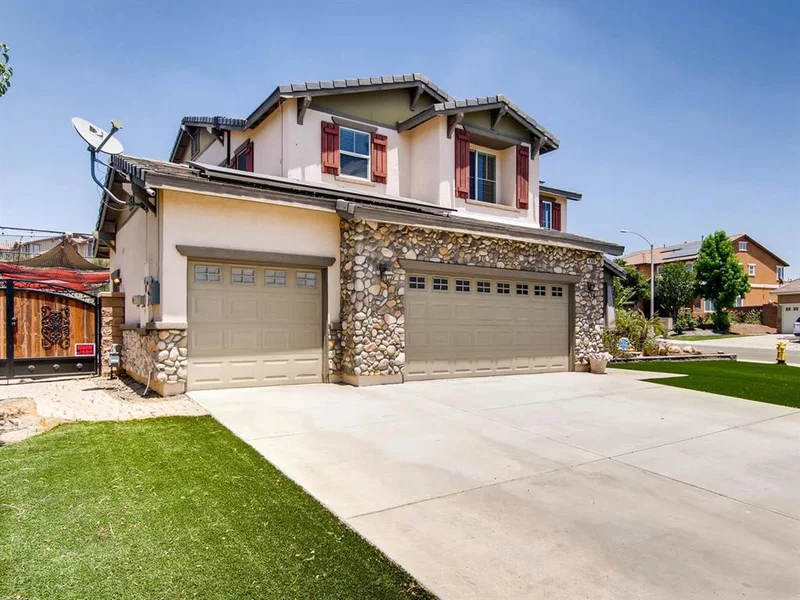 41035 Crimson Pillar Lane, Lake Elsinore, CA 92532