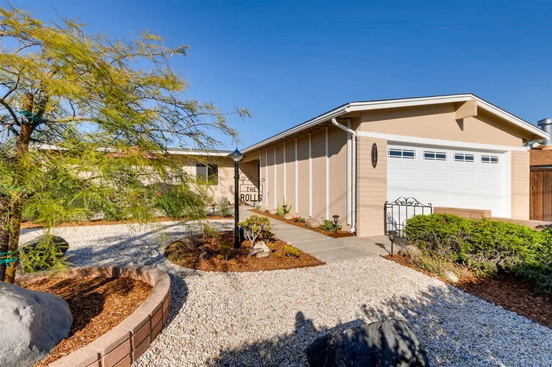 2756 Lange Ave, San Diego, CA 92122