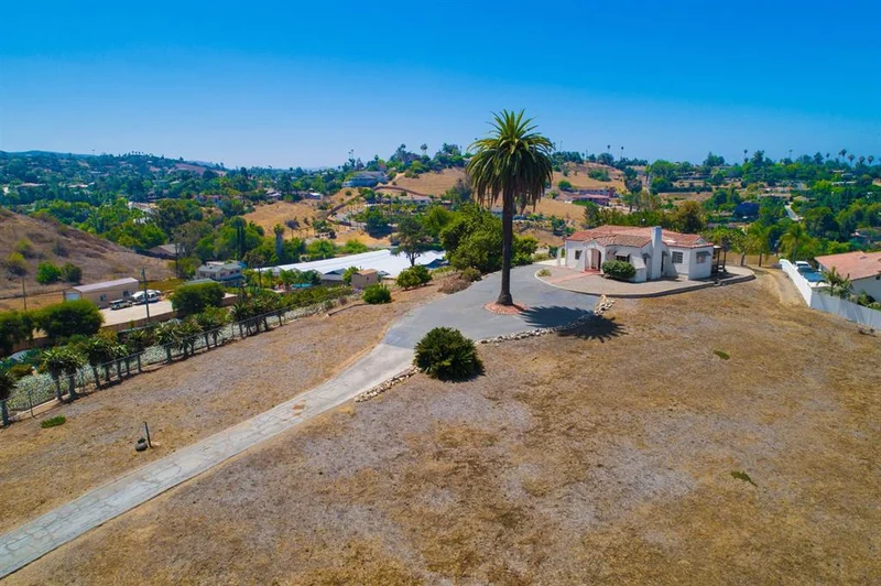 846 Berkeley Way, Vista, CA 92084
