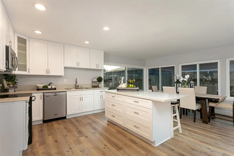 8655 Hydra Ln, San Diego, CA 92126