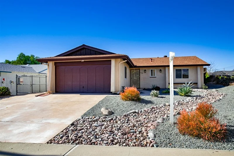 10108 Montura Ave, Santee, CA 92071
