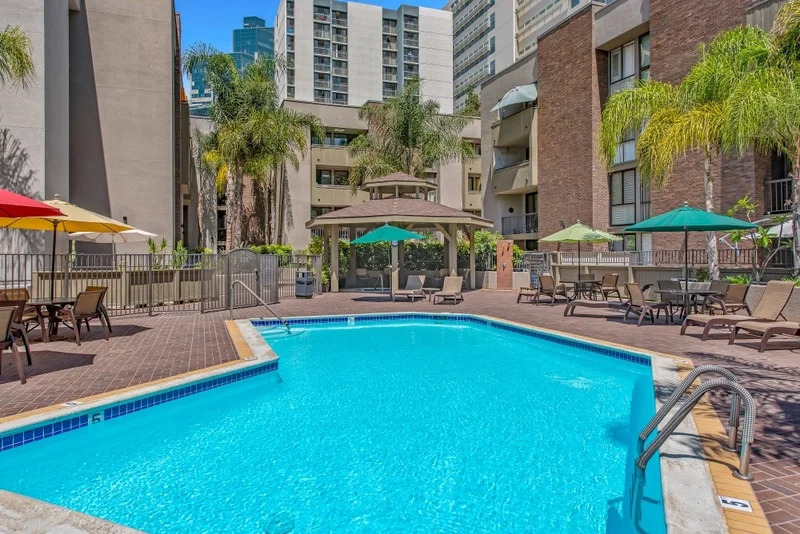 850 State St #410, San Diego, CA 92101