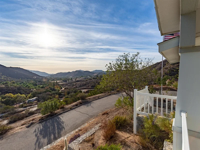 1177 Dehesa Ranch Rd., El Cajon, CA 92019