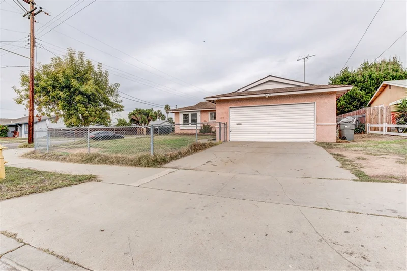 8802 Orville St., Spring Valley, CA 91977