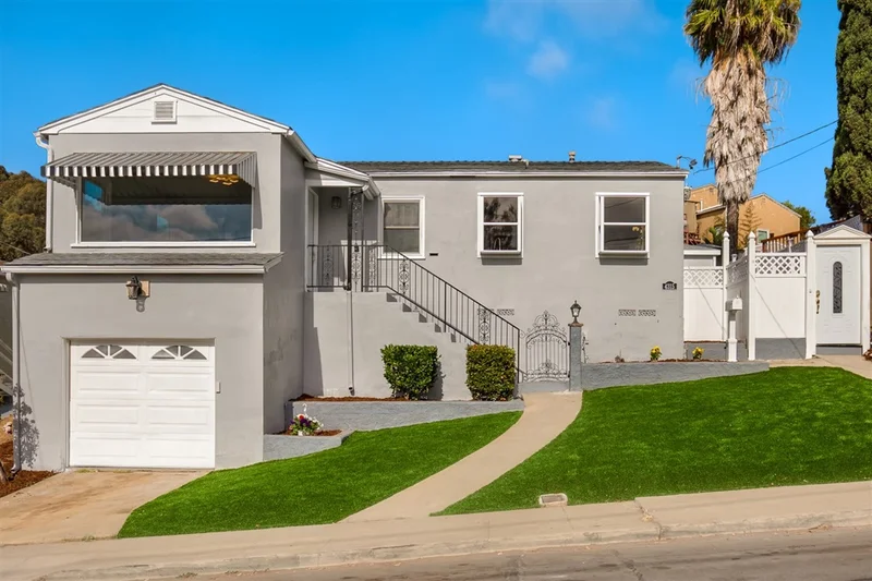 4315 58th St, San Diego, CA 92115