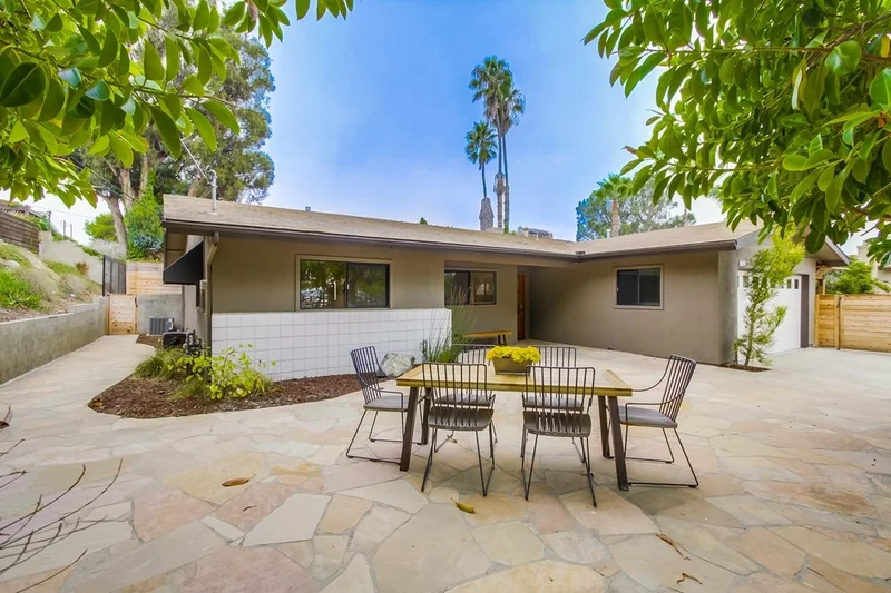 1019 Genie Ln, Cardiff By The Sea, CA 92007