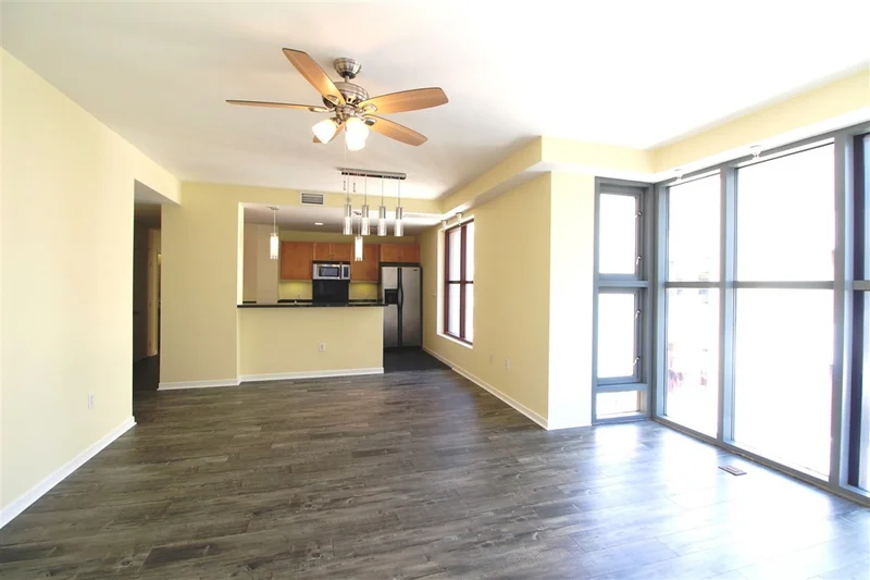 1150 J Street #717, San Diego, CA 92101