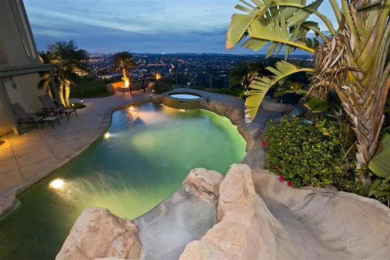 11286 Crystal Oaks Way, San Diego, CA 92131