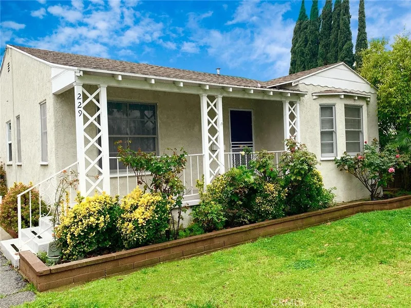 229 Whitnall, Burbank, CA 91505