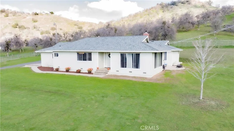 45694 Longview, Squaw Valley, CA 93675