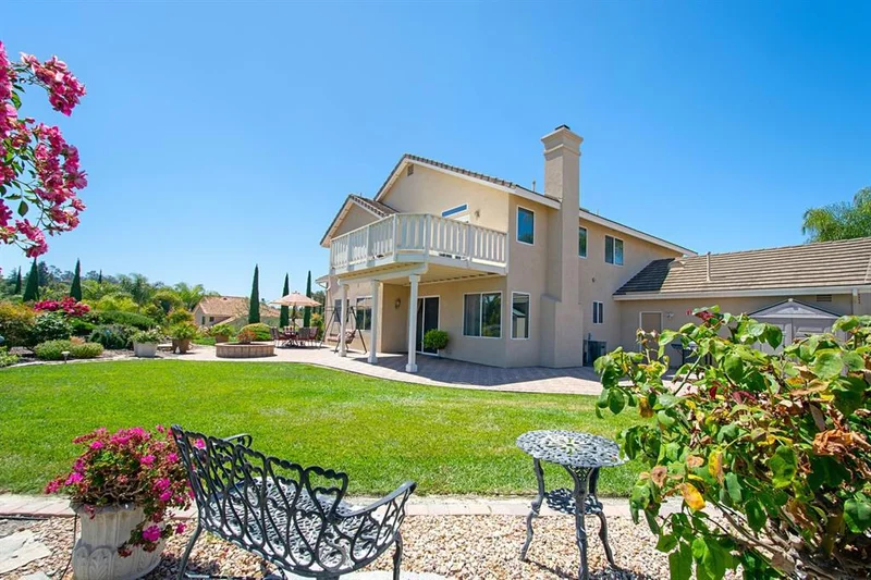 276 Ahmu Ter, Vista, CA 92084