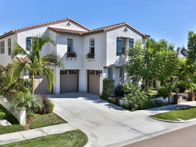 6214 Topiary St, Carlsbad, CA 92009