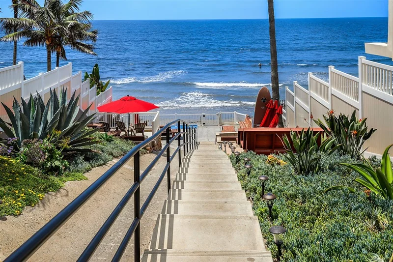 5510 El Arbol Dr, Carlsbad, CA 92008