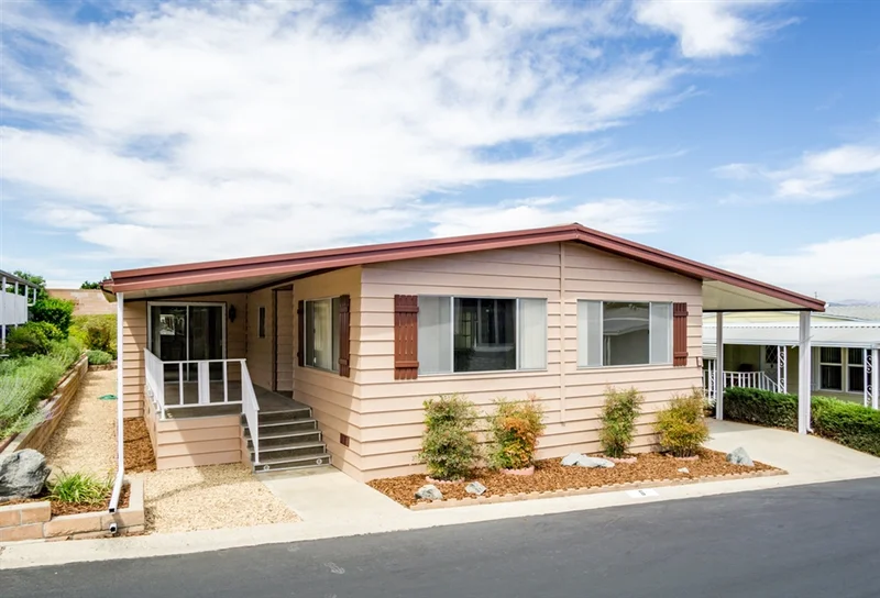 1175 La Moree Road #6, San Marcos, CA 92078