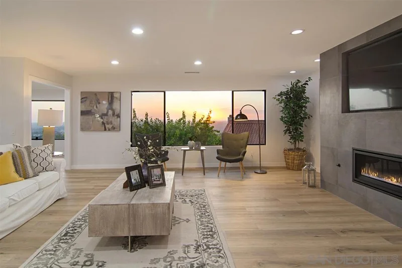 6176 Caminito Pan, San Diego, CA 92120