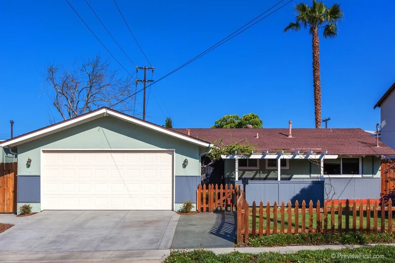 4144 Tolowa St, San Diego, CA 92117