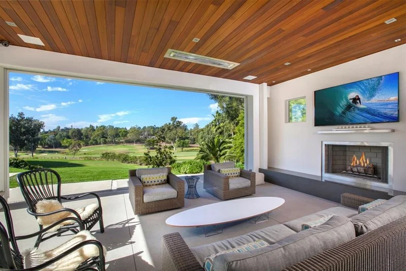 6308 La Valle Plateada, Rancho Santa Fe, CA 92067