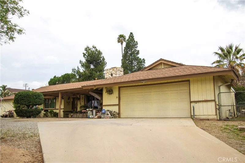 6195 Covello, Riverside, CA 92509