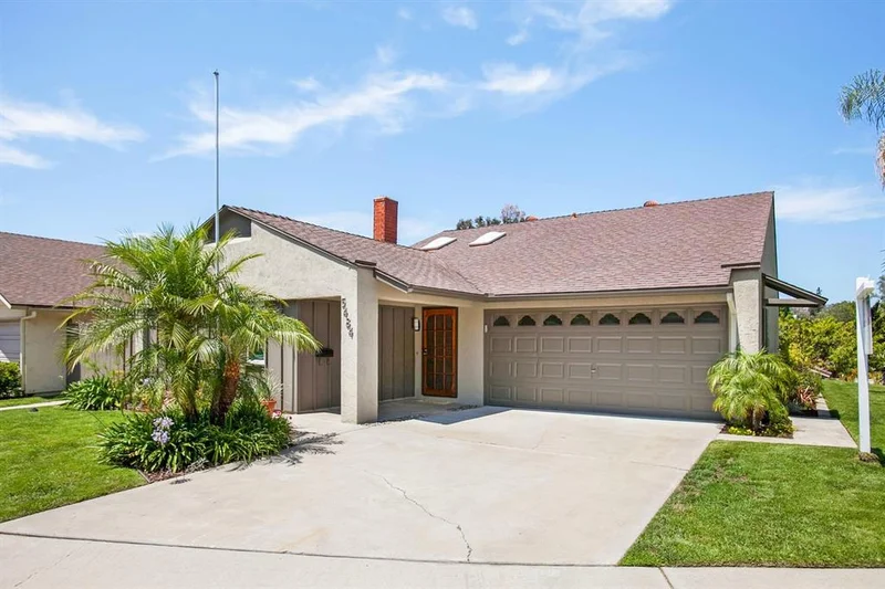 5484 Wellesley St E, La Mesa, CA 91942