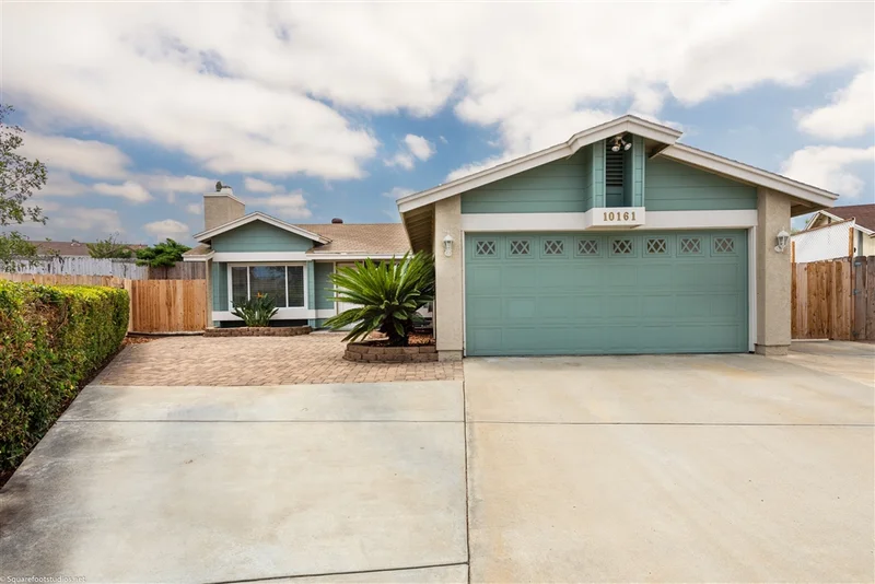 10161 Hendricks Ct, San Diego, CA 92126