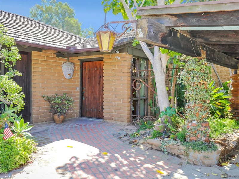 1255 Birmingham Drive, Encinitas, CA 92024