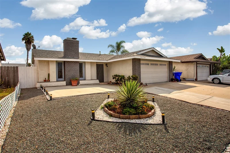 10359 Greenford Dr, San Diego, CA 92126