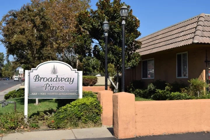1130 North Broadway, Unit D, Escondido, CA 92026