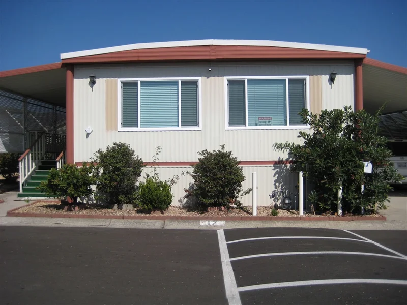 1010 Bobier Dr #Spc 17, Vista, CA 92084