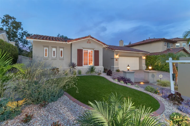 3012 Corte Tilo, Carlsbad, CA 92009