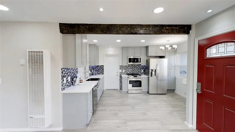 6251 Thorn St, San Diego, CA 92115