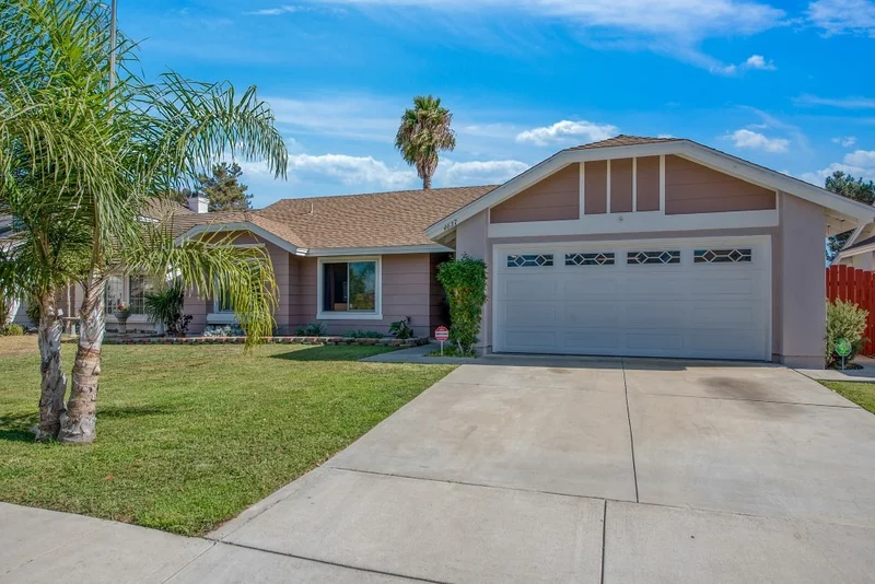4637 Marblehead Bay Dr, Oceanside, CA 92057