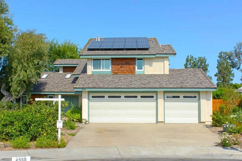 4558 Stratford Circle, Oceanside, CA 92056