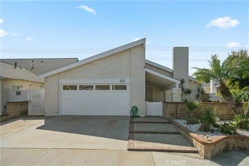 6238 Pitcairn, Cypress, CA 90630