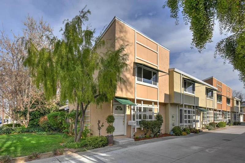 1152 Brace #8, San Jose, CA 95125