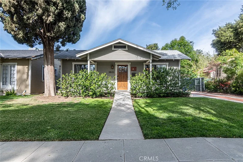 3021 Cedar, Riverside, CA 92501