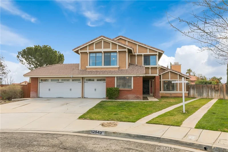 12543 Ironstone, Victorville, CA 92392