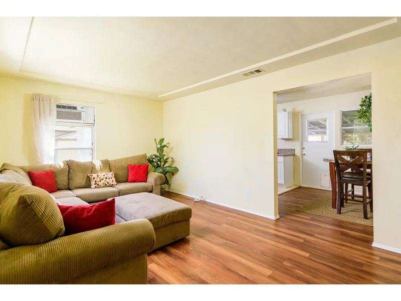 1882 Ensenada St, Lemon Grove, CA 91945