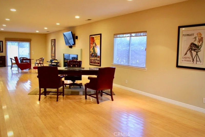 868 Euclid, Upland, CA 91786