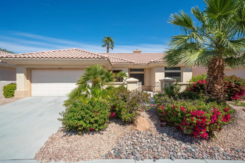 78886 Edgebrook, Palm Desert, CA 92211