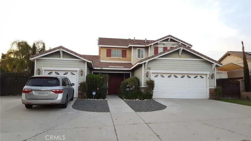 30186 Santa Ana Canyon, Highland, CA 92346