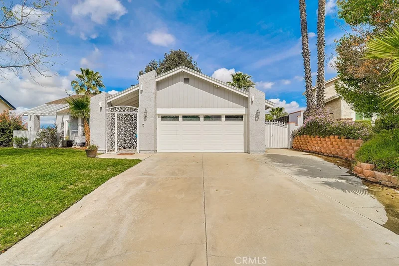 23020 Merle, Grand Terrace, CA 92313