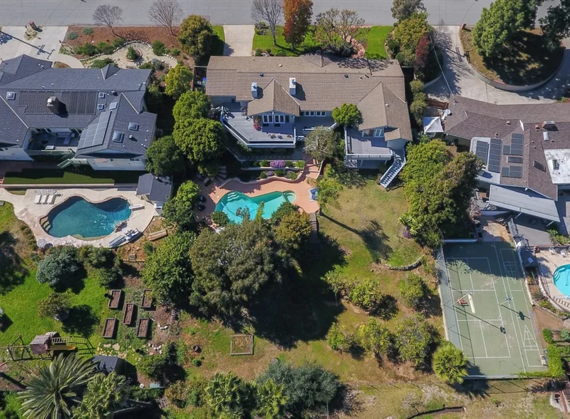 4611 Hillview Dr, La Mesa, CA 91941