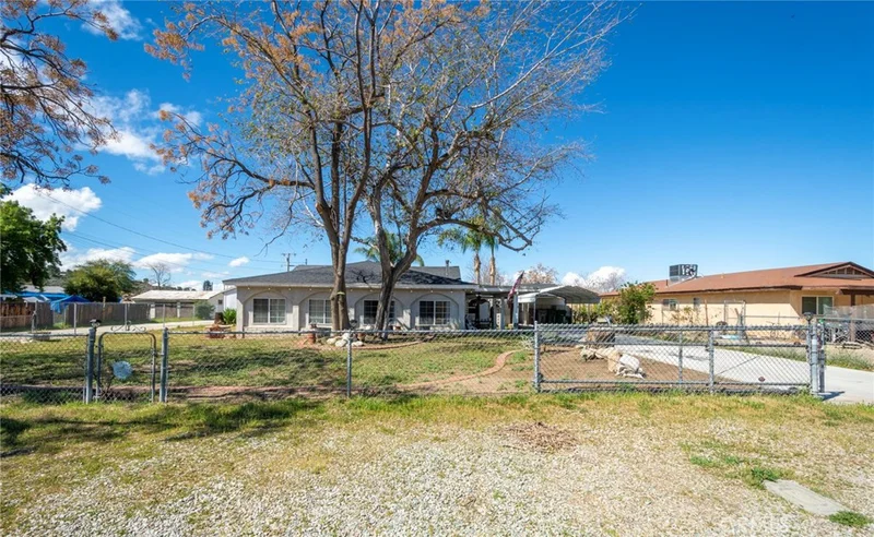 25635 Grant, Hemet, CA 92544
