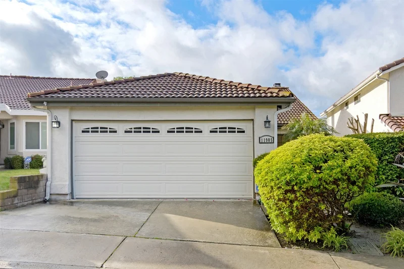 11905 Caminito Ryone, San Diego, CA 92128
