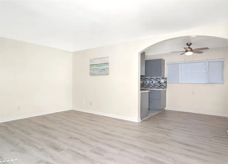 5510 Adelaide Ave #4, San Diego, CA 92115