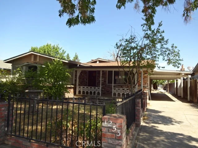 1253 11th, Merced, CA 95341