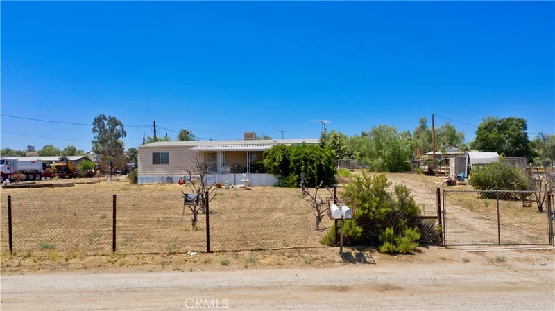 18711 Decker, Perris, CA 92570